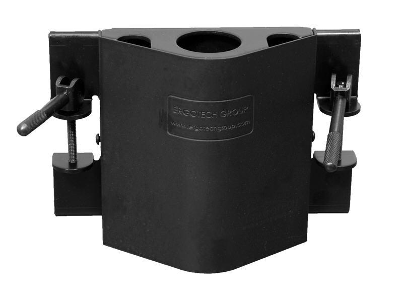 STURDY SINGLE SLATWALL MOUNTING BRACKET FOR SECURE, SPACE-SAVING INSTALLATIONS.